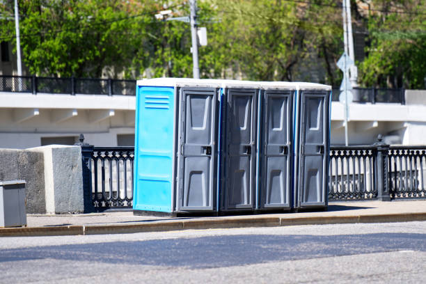 Best Porta potty delivery and setup  in Centereach, NY